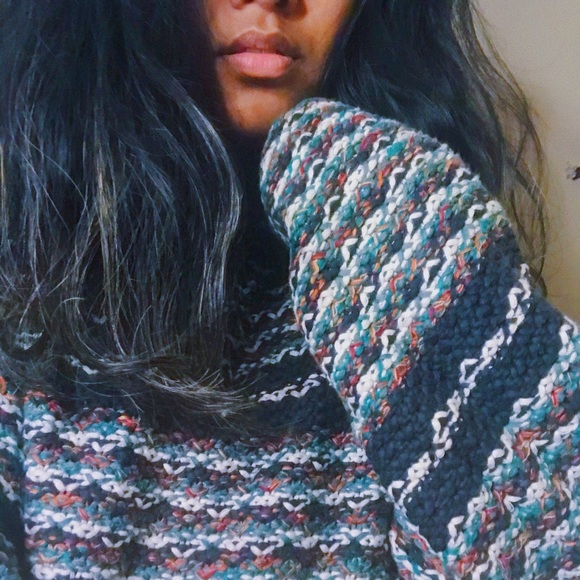 Multi-colour Cable Knit Vintage Sweater - Picture 3 of 4